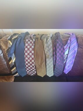 Lot of 7 Men’s Designer Silk Neckties Zodiac Pierre Cardin Penguin Autograph